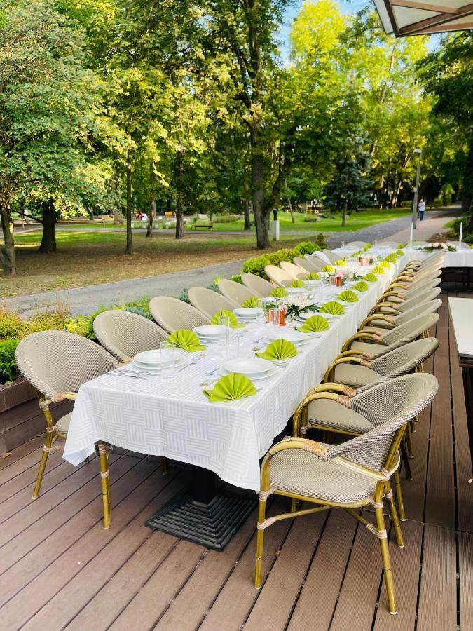 Villa Hotel 4* דברצן