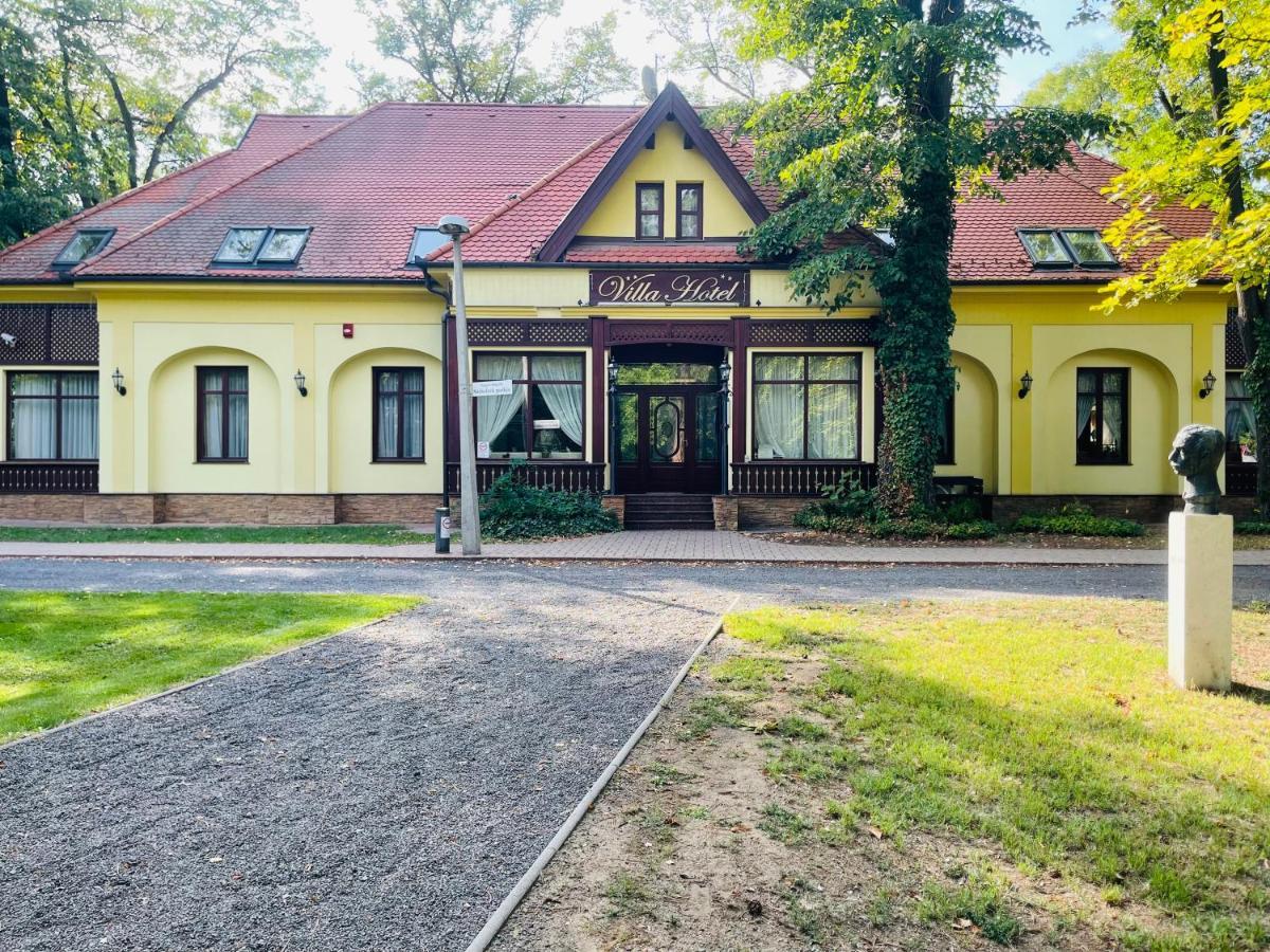Villa Hotel Szálloda 4*